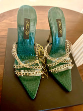 Load image into Gallery viewer, Naomi vey hunter green crock print sandal